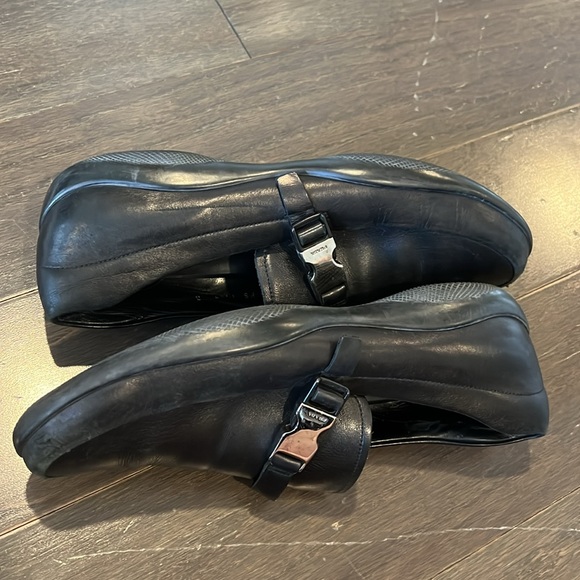 AUTHENTIC Prada loafers - Picture 6 of 9